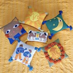 Leo Hook Pillow By Jungalow® -Home Touch Sale Store 00 d65fe1eb e261 4220 9720 869ad506dfa5