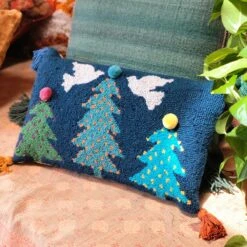 Festive Noa Hook Pillow By Jungalow® -Home Touch Sale Store 55 7eb1f203 6c5b 44b1 b04b 79e9b3ef4c6d