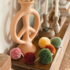 Jungalow Pom Pom Mini Garland By Like A Lion™ -Home Touch Sale Store garlanddd