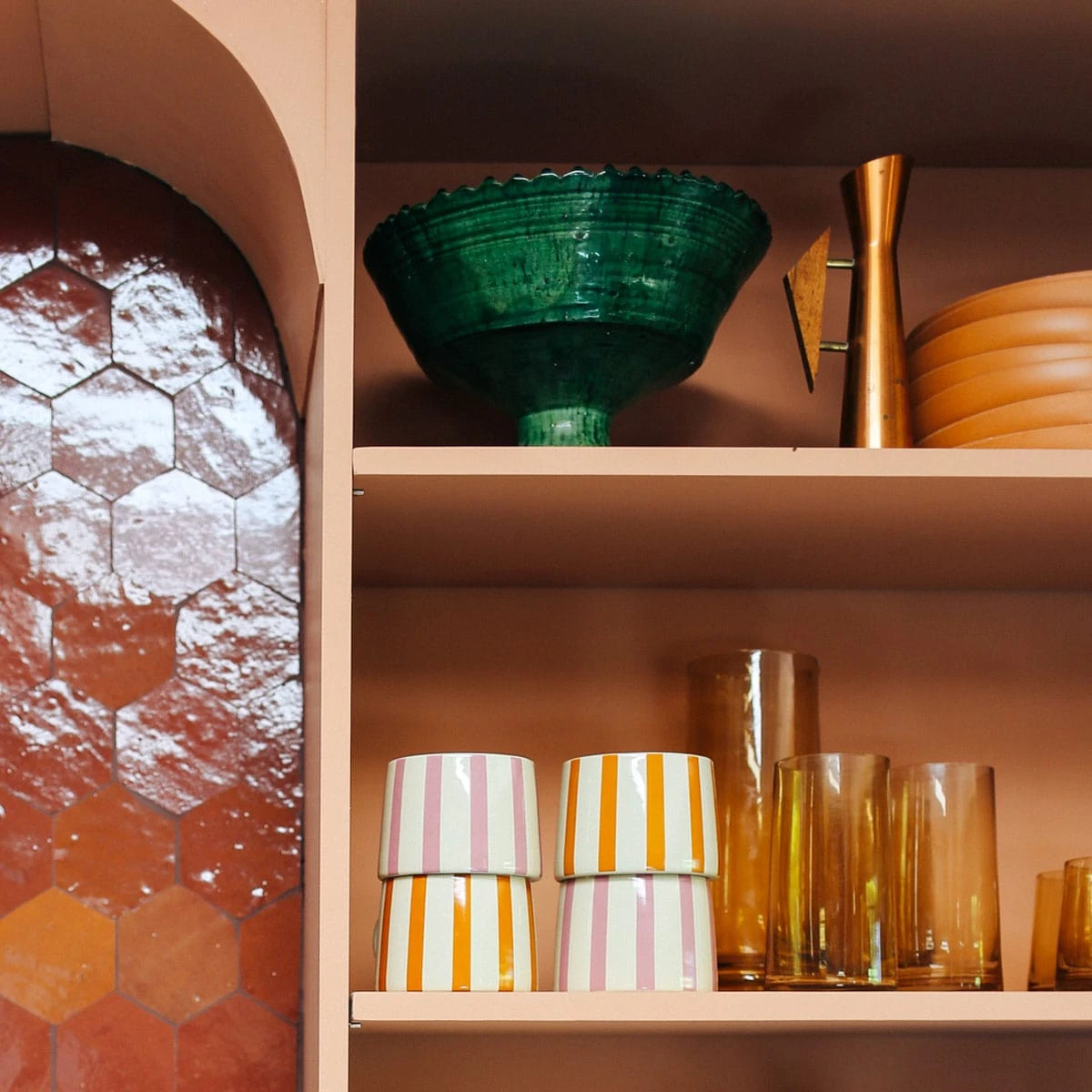 Jungalow Tierra Striped Mug Set In Amber 2 Jungalow Tierra Striped Mug Set In Amber - Image 2