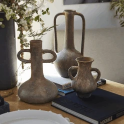 Lakia Aged Terracotta Vase 5 Lakia Aged Terracotta Vase -Home Touch Sale Store tupiza 1 PhotoRoom d25e57b3 4677 402c ae05 18abb813ec73